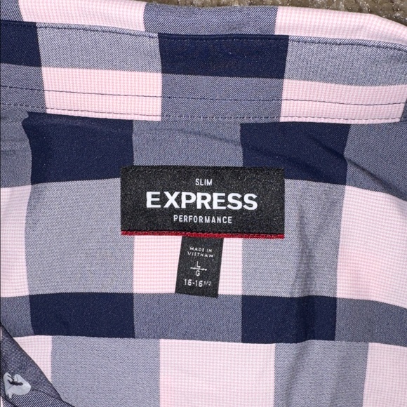 Express Slim Fit Performance Button Down - Picture 4 of 4